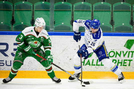 Rögles Linus Sjödin och Leksands Patrik Norén