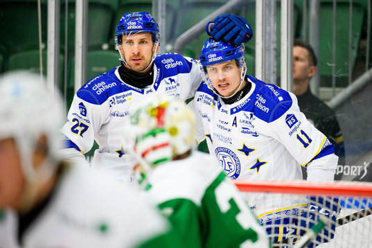 Leksands Marek Hrivik och Martin Karlsson jublar