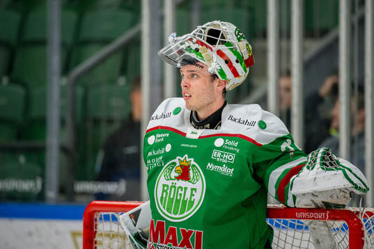 Rögles målvakt Johan Gustafsson deppar