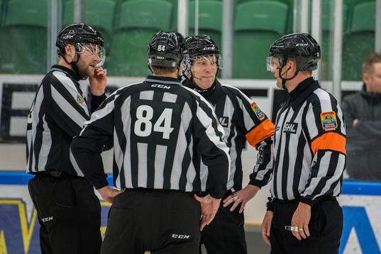 Domare Mikael Nord, Morgan Johansson, Johan Löfgren och