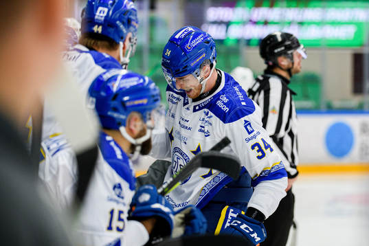 Leksands Peter Cehlarik har ont