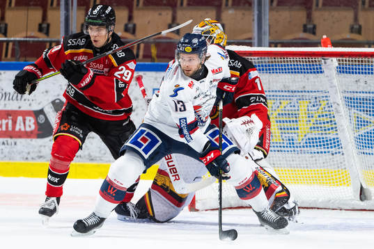 Luleås Erik Gustafsson och Linköpings Andrew Gordon