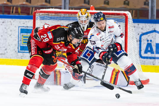 Luleås Erik Gustafsson och Linköpings Andrew Gordon