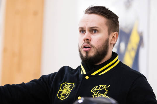 s assisterande tränare Snorri Sigurbergsson