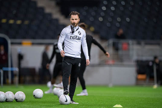 Tränare Bartosz Grzelak