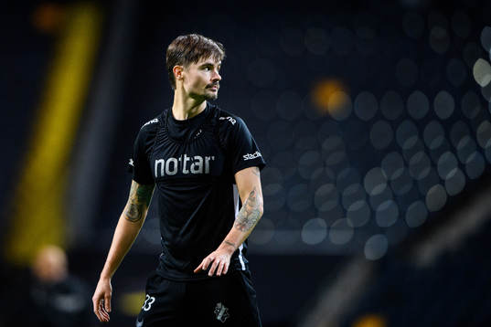 s Mikael Lustig