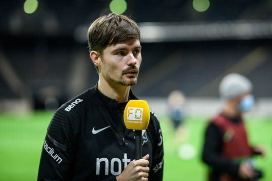 s Mikael Lustig