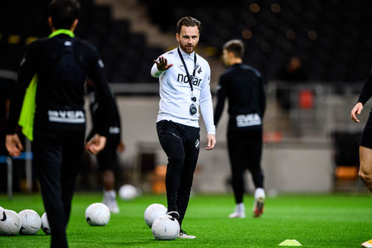 s tränare Bartosz Grzelak