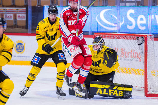 Timrås Albin Lundin oroar framför Västerås August