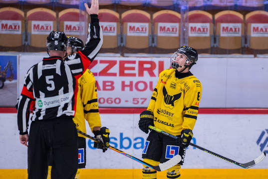 Västerås Gabriel Kangas utvisas