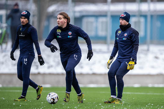 Helsingborgs Charlie Weberg och målvakt Ian Pettersson