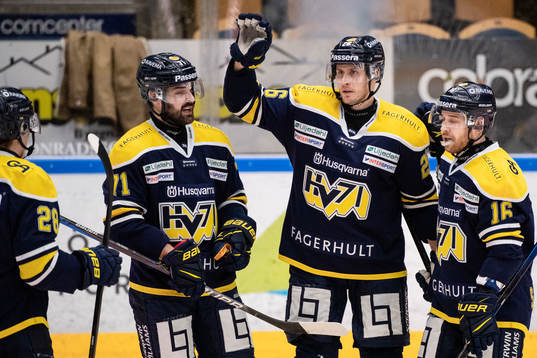s Alexander Bergström jublar