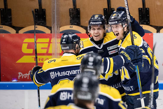 s Jesper Kokkonen jublar