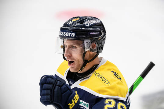 s Alexander Bergström jublar