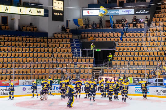 s spelare tackar publiken