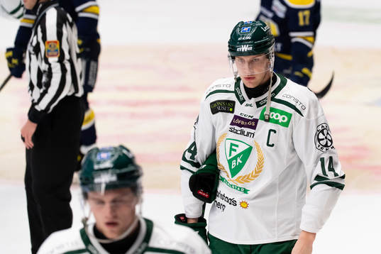Färjestads Victor Ejdsell deppar