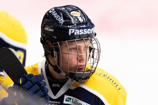 s Victor Sjöholm