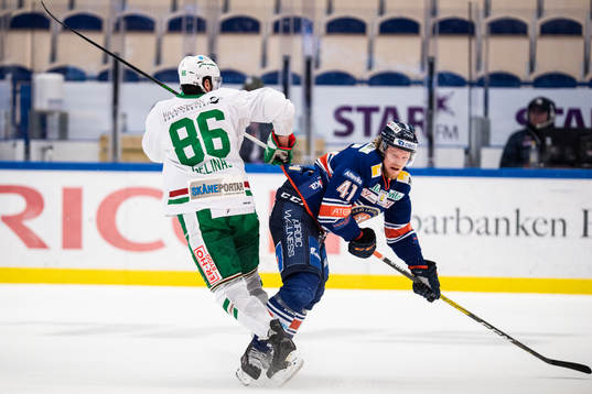 Rögles Eric Gelinas och Växjös Ludvig Nilsson