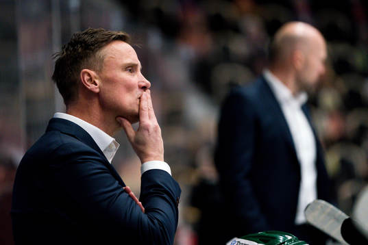 Frölundas tränare Roger Rönnberg deppar
