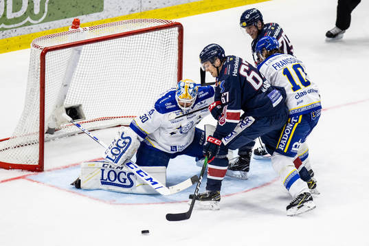Leksands målvakt Janne Juvonen och Linköpings Jarno Kärki
