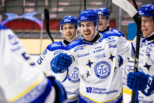 Leksands Matt Caito jublar