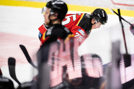 Luleås Arttu Ilomäki har ont