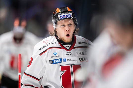 Örebros Rodrigo Abols jublar