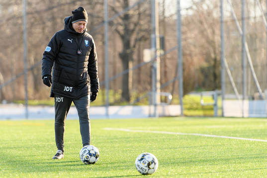 Huvudtränare Jon Dahl Tomasson