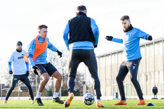Jonas Knudsen och Rasmus Bengtsson