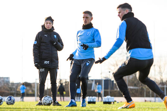 Huvudtränare Jon Dahl Tomasson