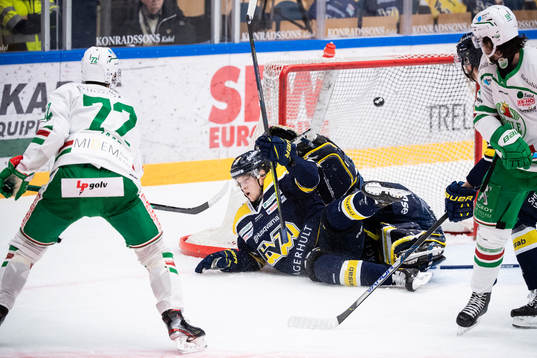 Rögles Daniel Zaar gör 0-2