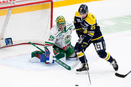 s Axel Holmström
