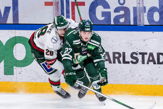 Frölundas Johan Sundström och Färjestads Oskar Bäck