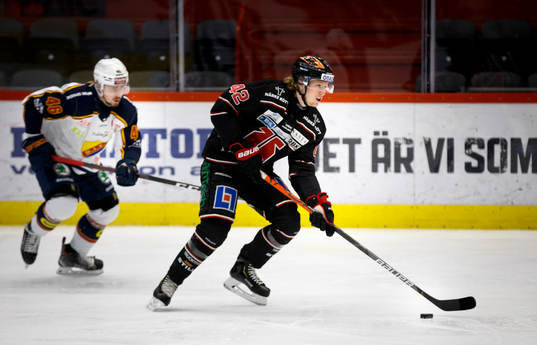 Örebros Robin Salo och Djurgårdens Albin Grewe