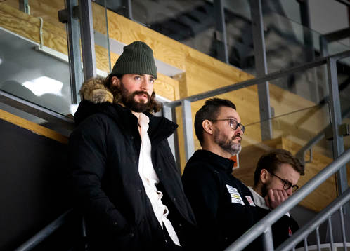 Örebros Nick Ebert på läkaren