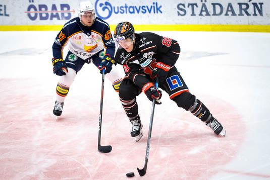 Djurgårdens Jesper Pettersson och Örebros Joonas Rask