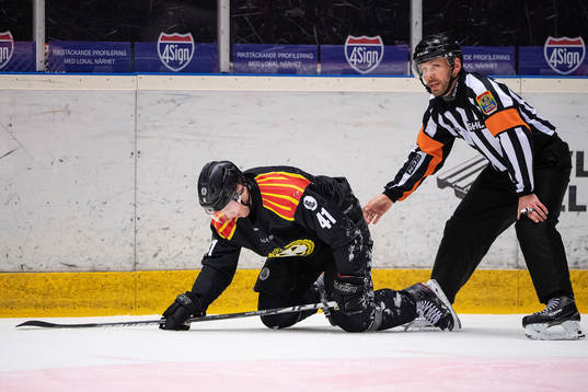 Brynäs Greg Scott har ont