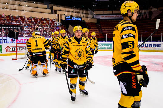 Skellefteås Oskar Nilsson jublar