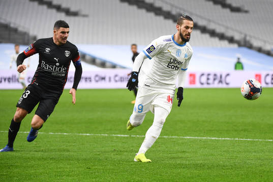 Anthony BRIANCON of Nimes and Dario BENEDETTO of Marseille