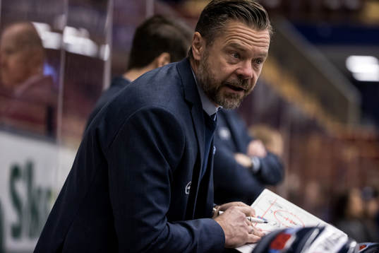 Växjös assisterande tränare Fredrik Hellgren