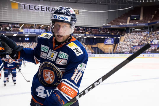 Växjös Richard Gynge jublar