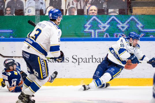 Leksands Jonas Ahnelöv och Växjös Emil Pettersson