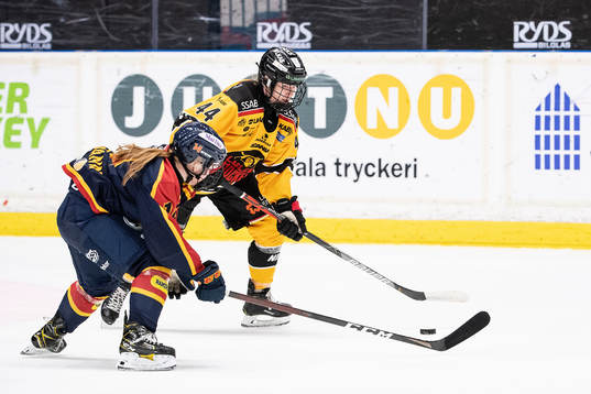 Djurgårdens Alexis Mauermann och Luleås Nicoline