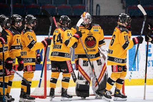 Luleås spelare jublar