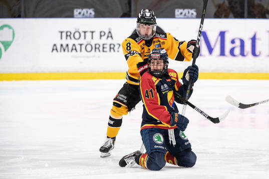 Luleås Ebba Berglund och Djurgårdens Sofie Lundin