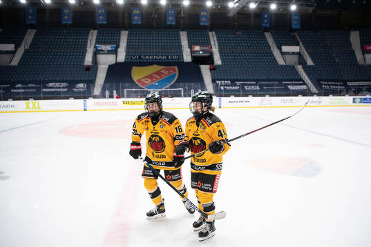 Luleås Petra Nieminen och Nicoline Söndergaard Jensen