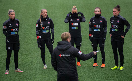 Olivia Schough, Ria Öling, Hanna Bennison, Matilda