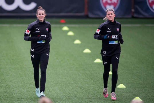 Emma Berglund och Olivia Schough