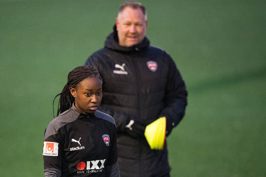 Målvakt Angel Mukasa