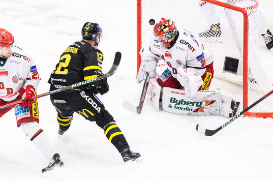 under ishockeymatchen i Hockeyallsvenskan mellan Västerås